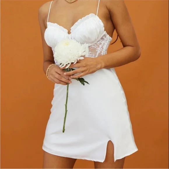 Selfie Leslie White Lace Wedding Dress - Picture 1 of 5